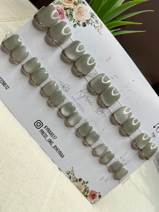 Nude Glossy Press-On Nails