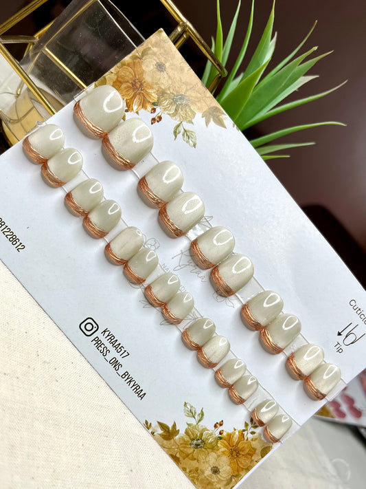 Nude Glossy Press-On Nails